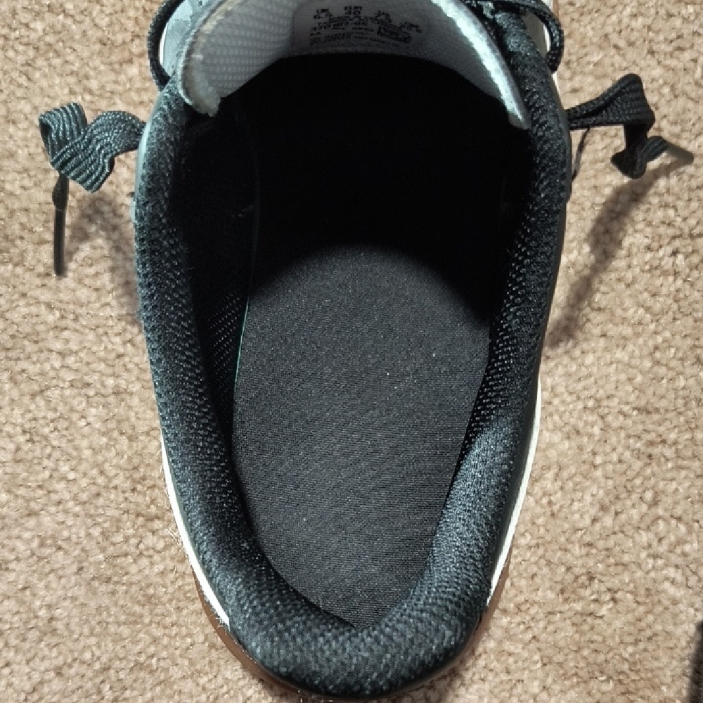 Puma Black and White Shoes with Tan Sole - Picture 3 of 4